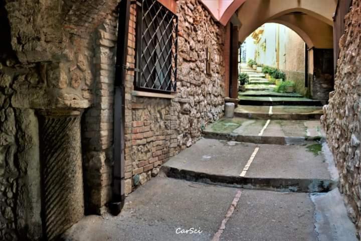 Hotel Rossyiva à Minturno Extérieur photo